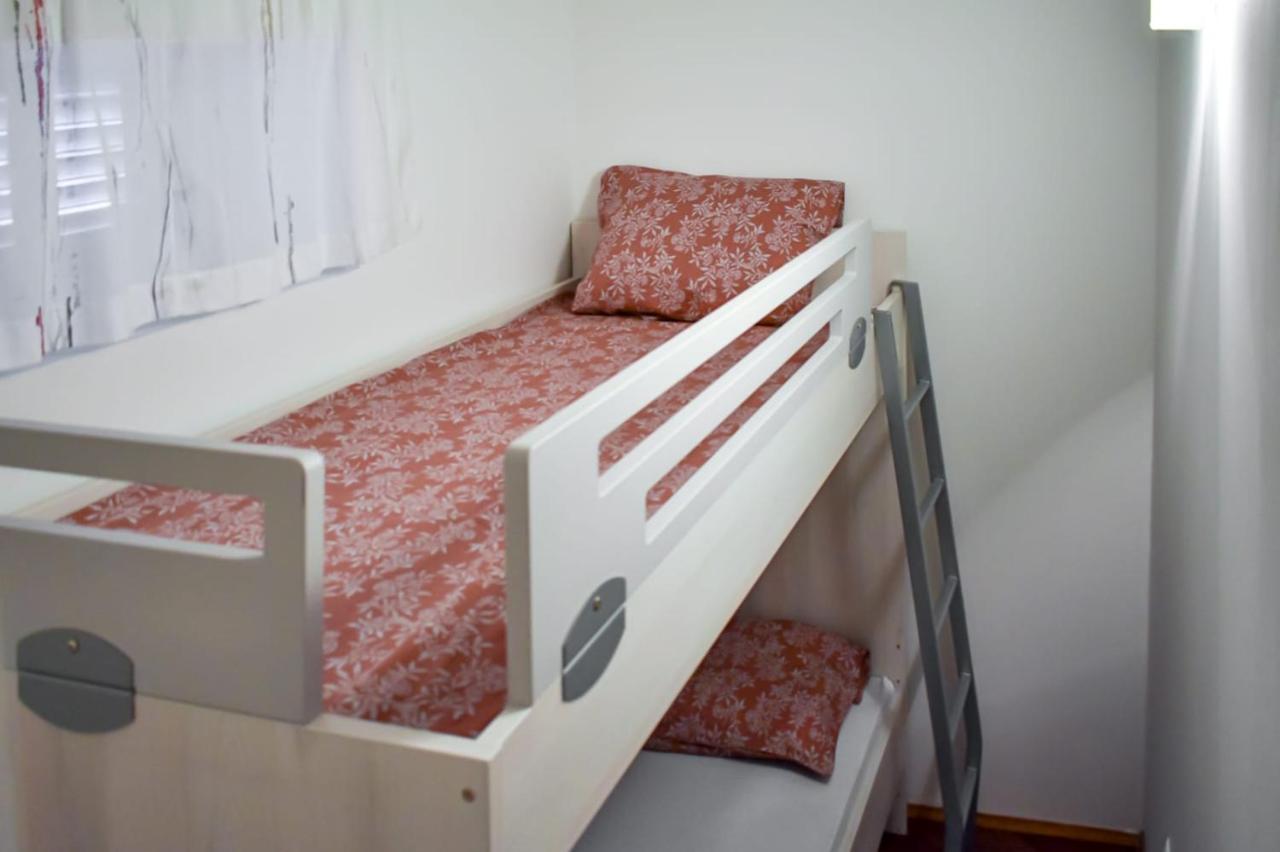 Karmen Apartamento Kaštela